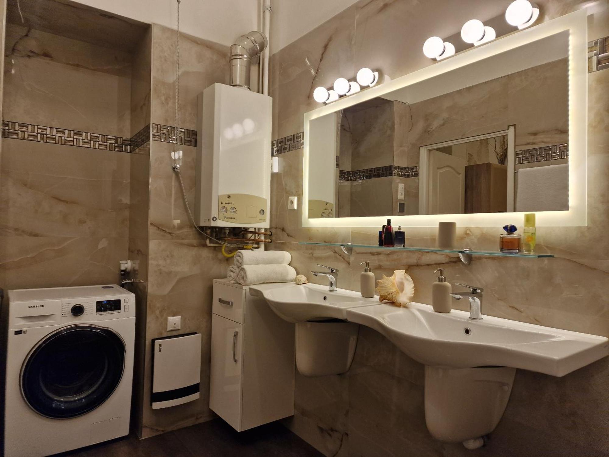 Opera View Residence - Live In Luxury Budapeşte Dış mekan fotoğraf